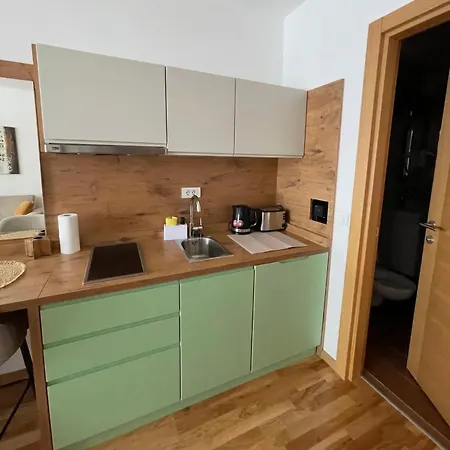 Private A2 9 - Vucko Apartment 3*